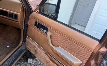 Jeep-cherokee-1985-brown-8