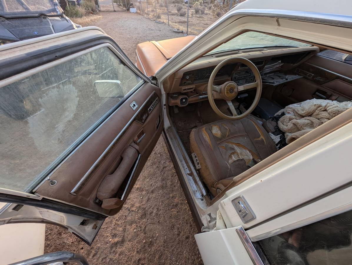 Jeep-cherokee-1985-brown-9