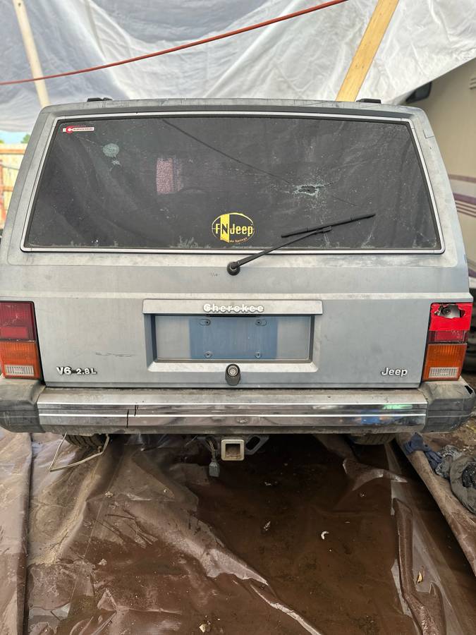 Jeep-cherokee-1986-blue-2