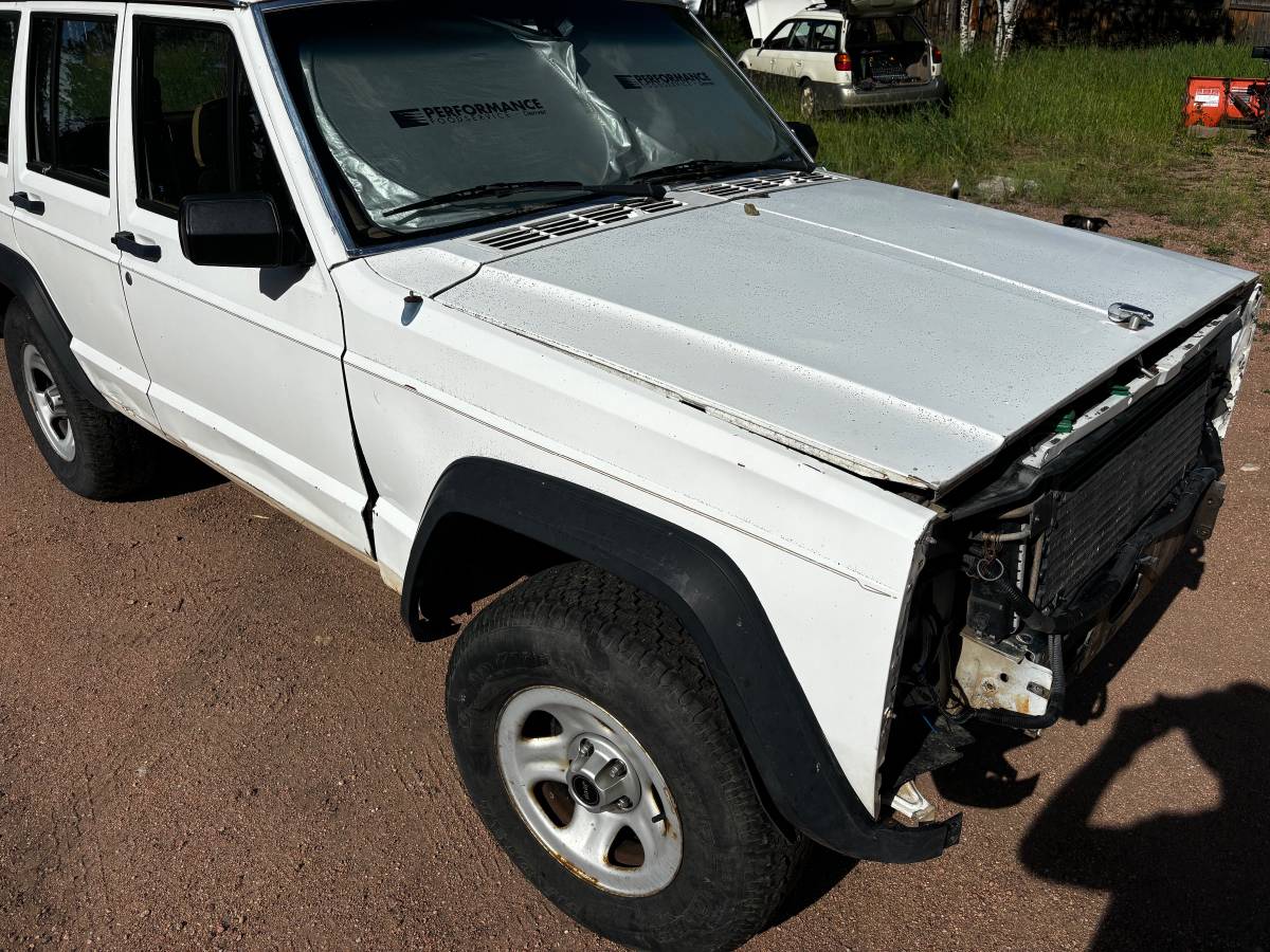Jeep-cherokee-1988-3