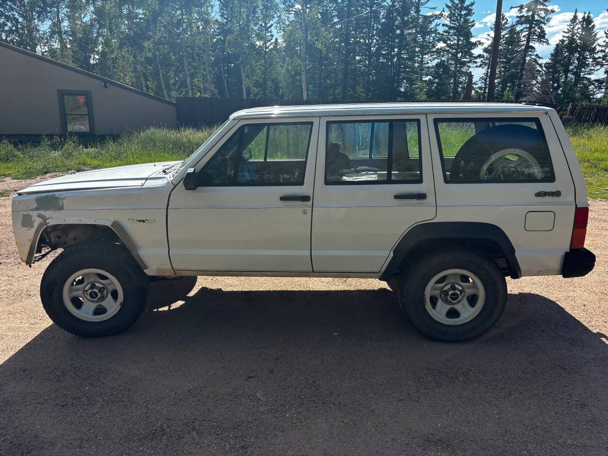 Jeep-cherokee-1988-7