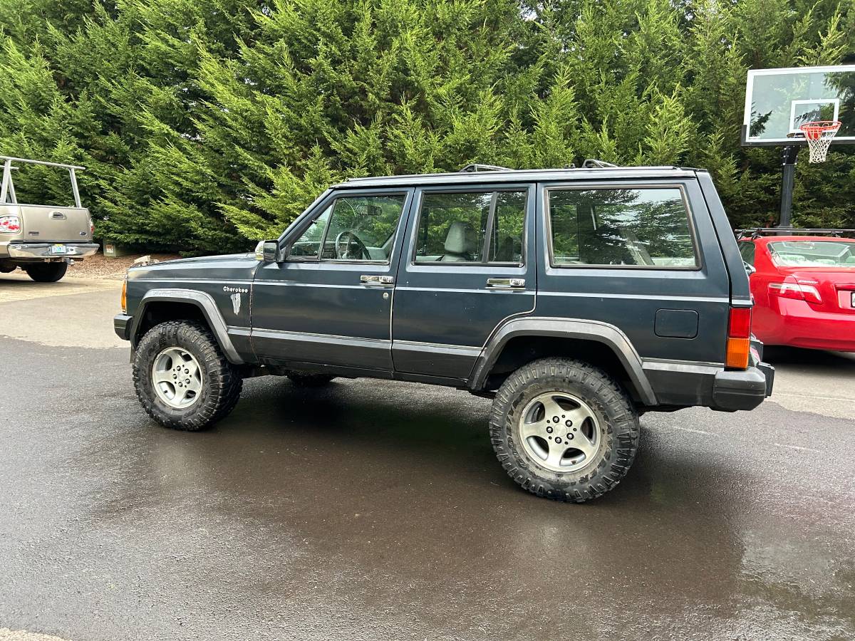 Jeep-cherokee-1989-blue-1