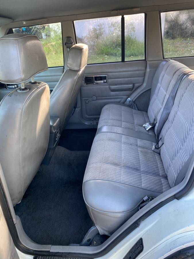 Jeep-cherokee-1989-white-8