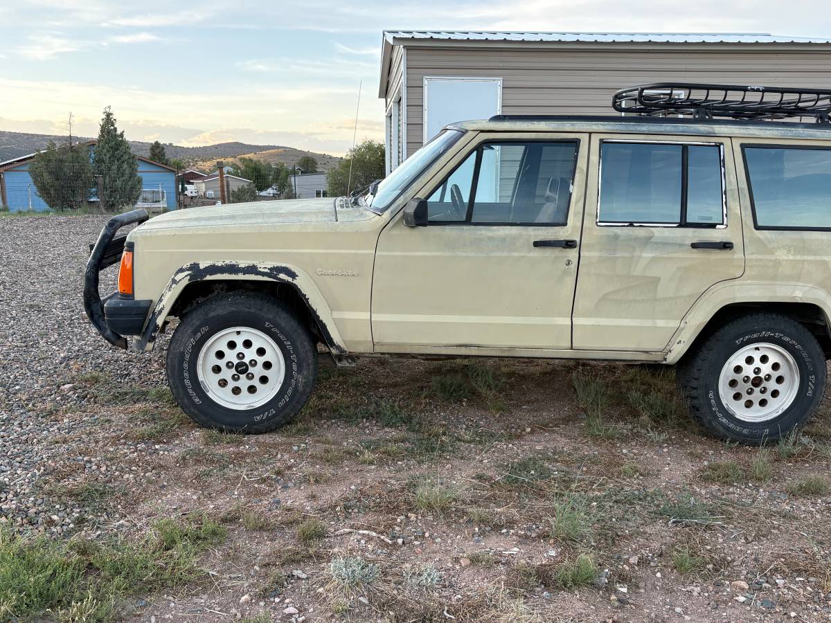 Jeep-cherokee-1994-custom-2