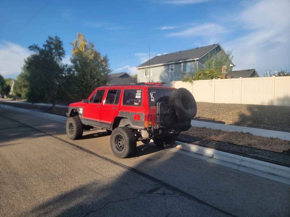Jeep-cherokee-1994-red-15