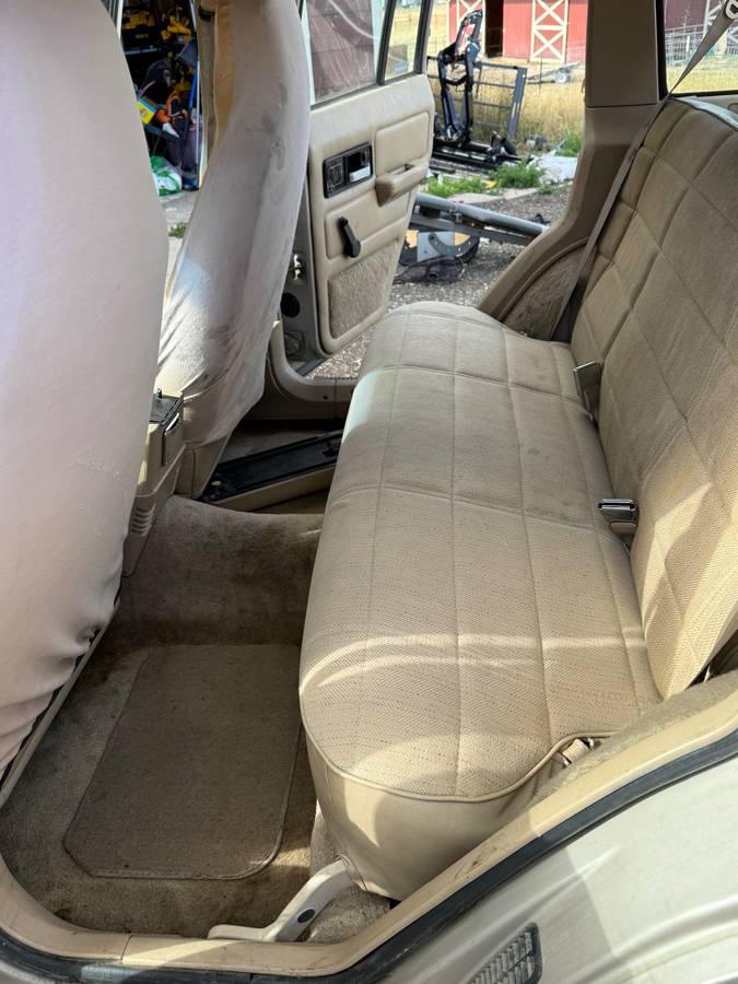Jeep-cherokee-1995-silver-17