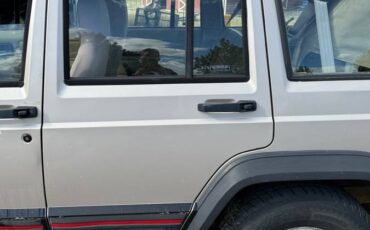 Jeep-cherokee-1995-silver-2