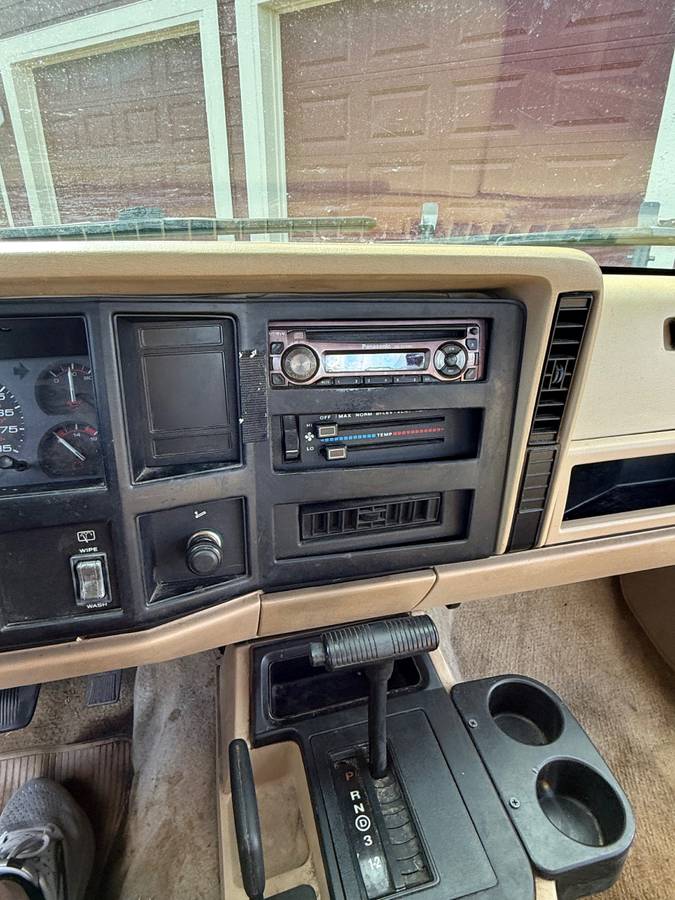 Jeep-cherokee-1995-silver-21