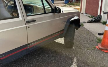 Jeep-cherokee-1995-silver-8