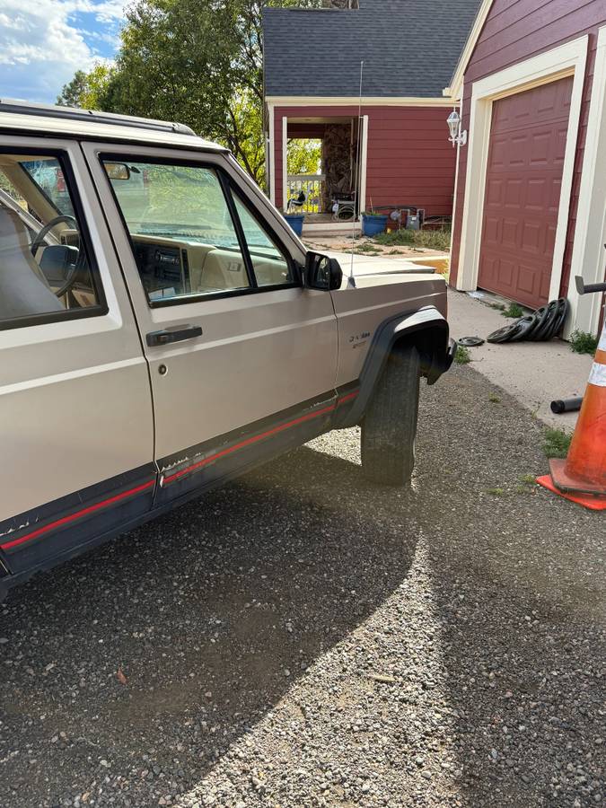 Jeep-cherokee-1995-silver-8