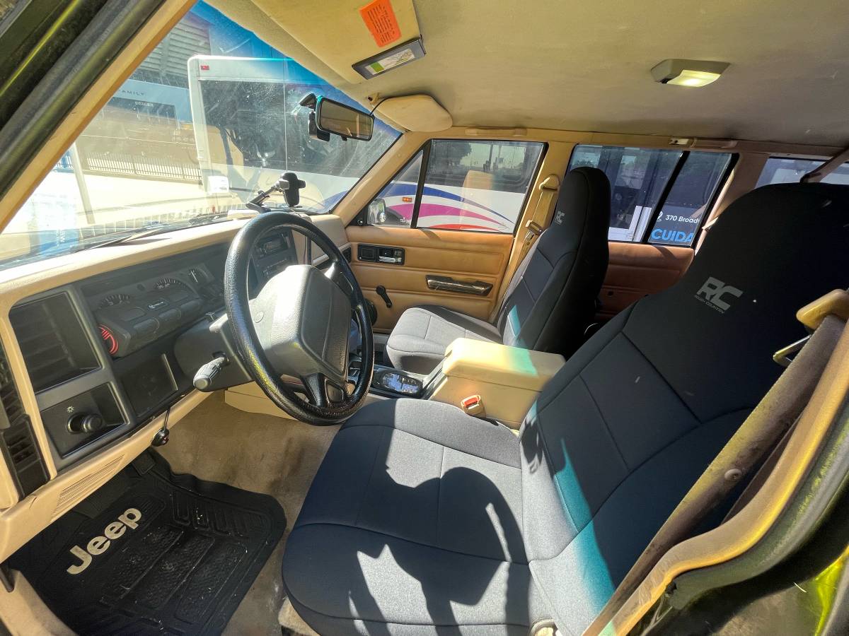 Jeep-cherokee-1996-black-5