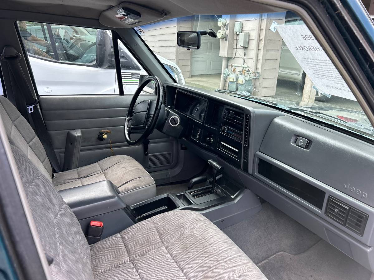 Jeep-cherokee-1996-green-1