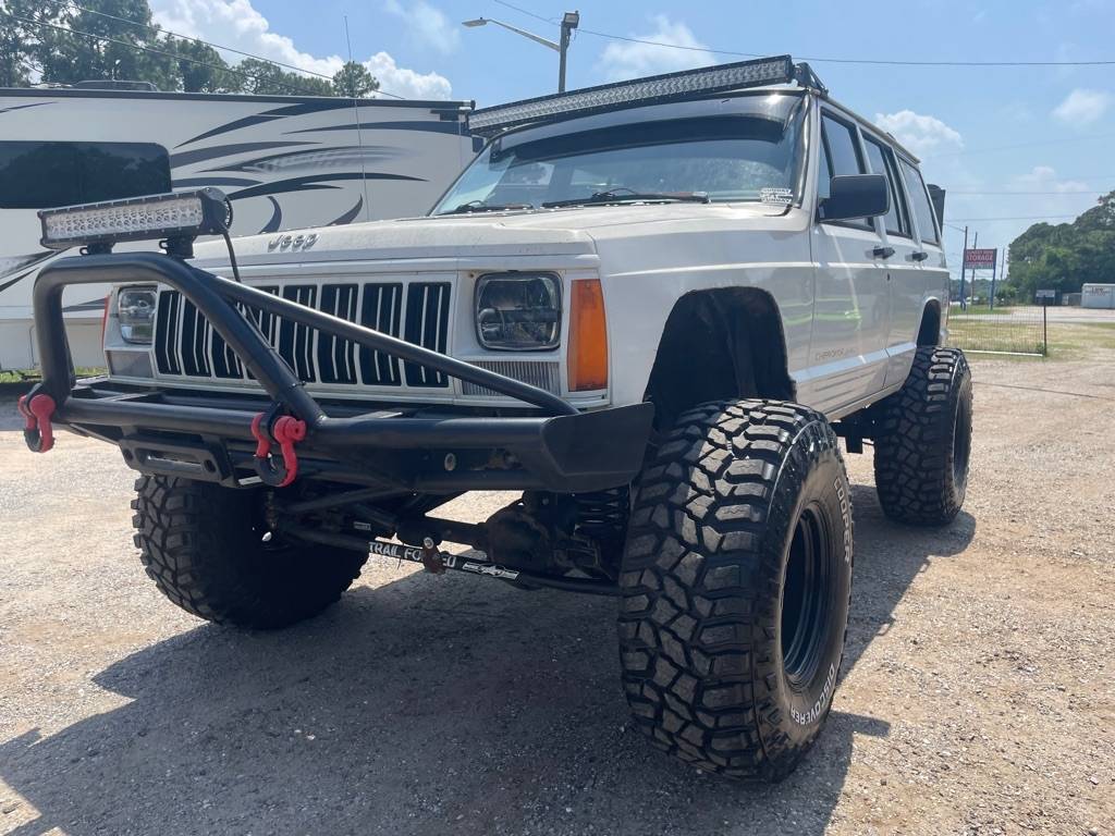 Jeep-cherokee-1996-white-8
