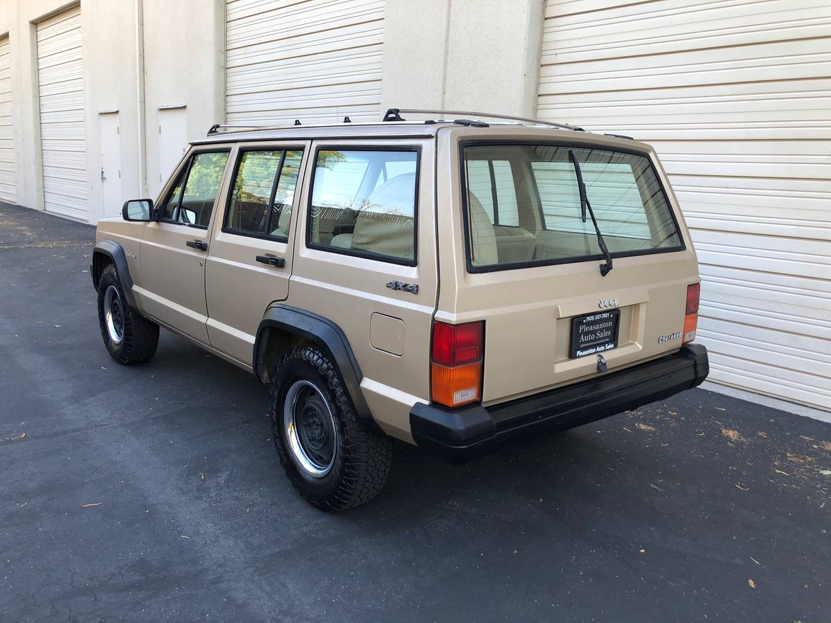 Jeep-cherokee-4x4-1989-29