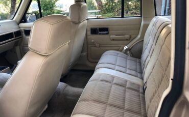Jeep-cherokee-4x4-1989-41