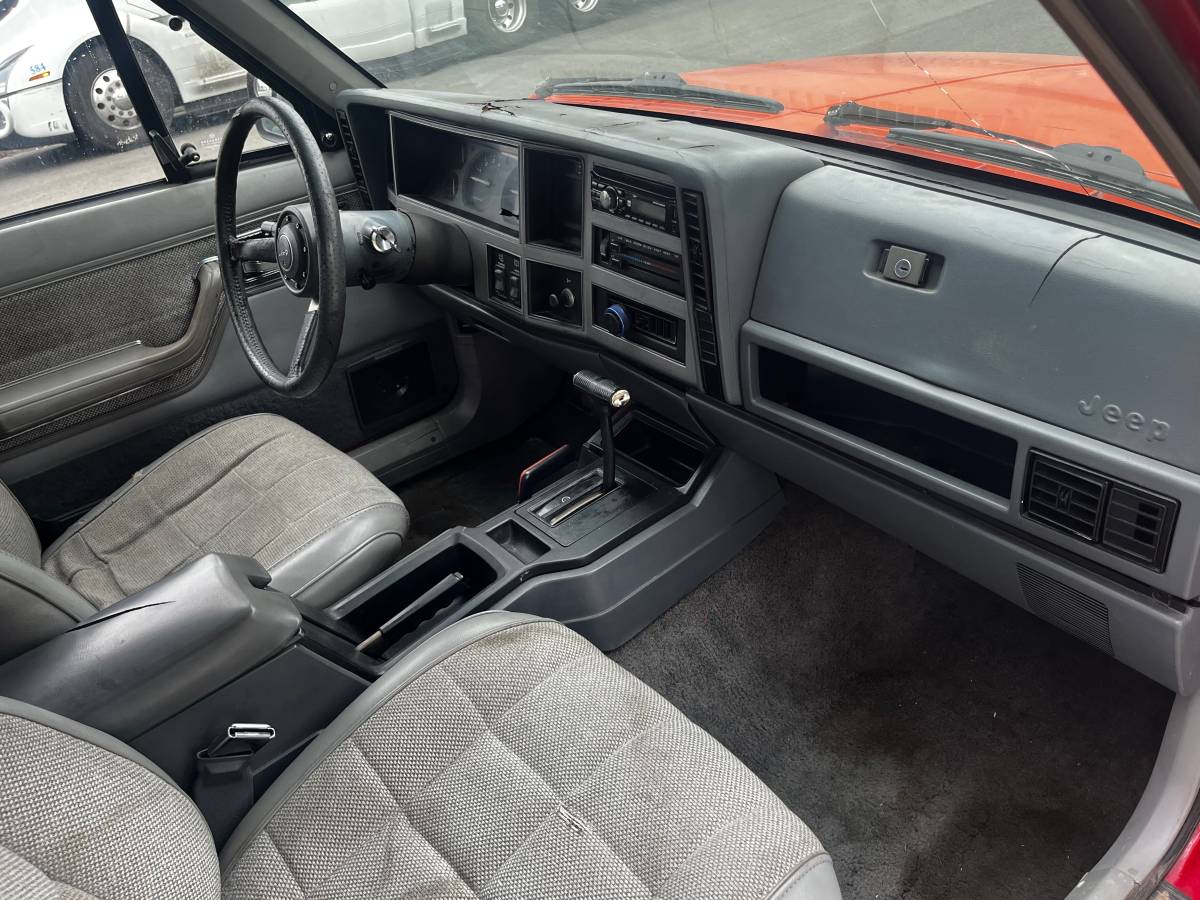 Jeep-cherokee-laredo-1990-red-18