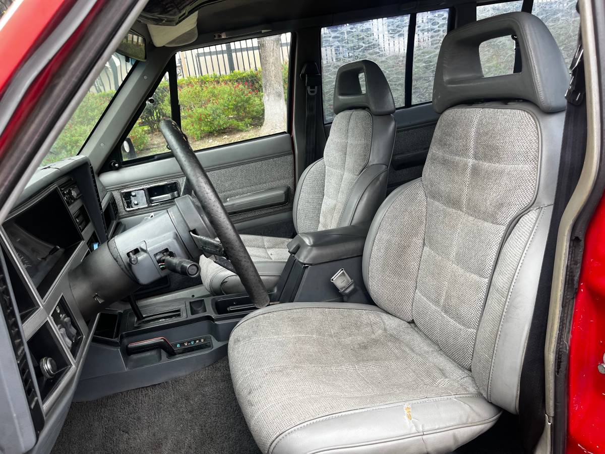 Jeep-cherokee-laredo-1990-red-21