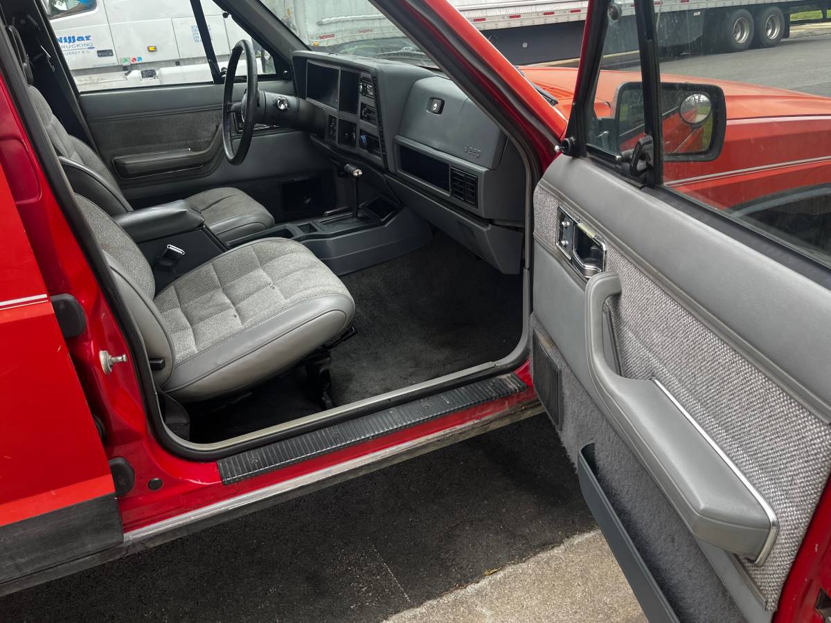 Jeep-cherokee-laredo-1990-red-9