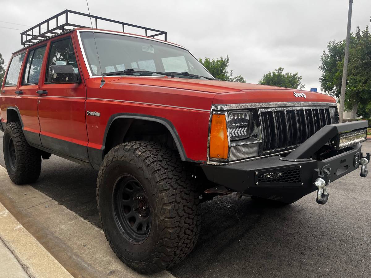 Jeep-cherokee-laredo-1990-red