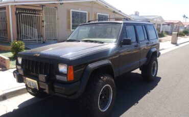 Jeep-cherokee-limited-1991-black-1