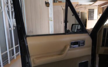 Jeep-cherokee-limited-1991-black-15