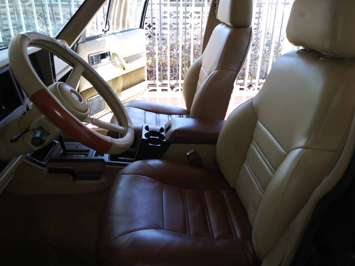 Jeep-cherokee-limited-1991-black-3