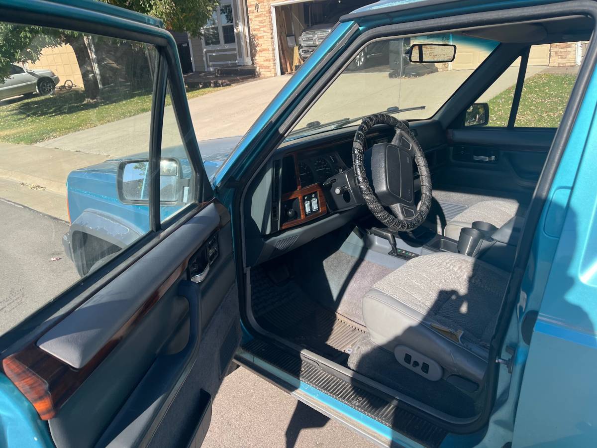 Jeep-cherokee-limitedcountry-1995-blue-5