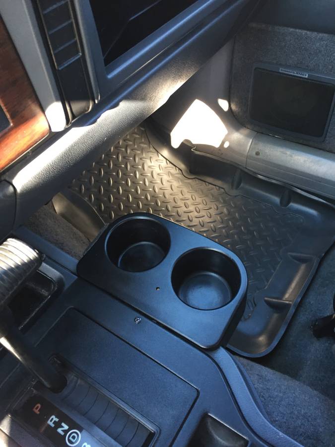 Jeep-cherokee-limitedcountry-1995-white-10