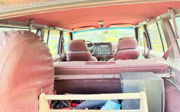 Jeep-cherokee-lorado-1991-custom-10
