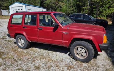 Jeep-cherokee-pioneer-1988-red-2