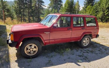 Jeep-cherokee-pioneer-1988-red