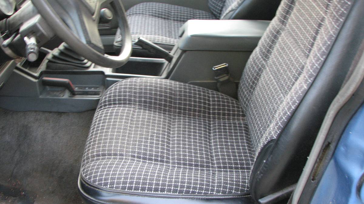 Jeep-cherokee-sport-1990-3