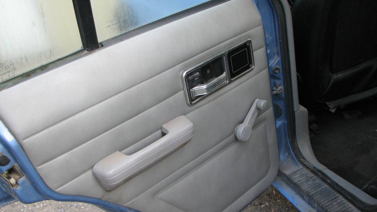Jeep-cherokee-sport-1990-5