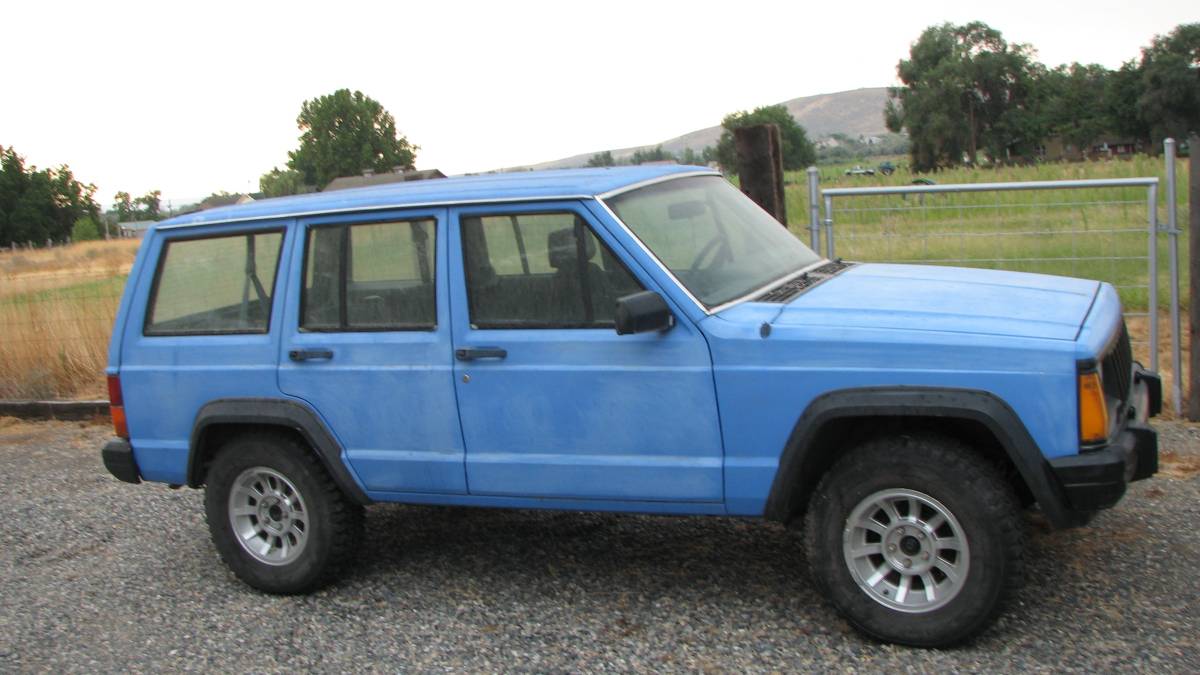 Jeep-cherokee-sport-1990