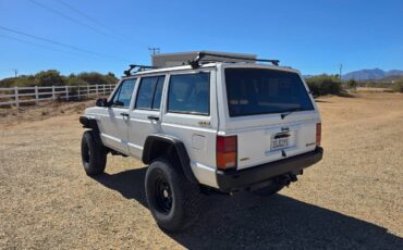 Jeep-cherokee-xj-limited-1989-white-15