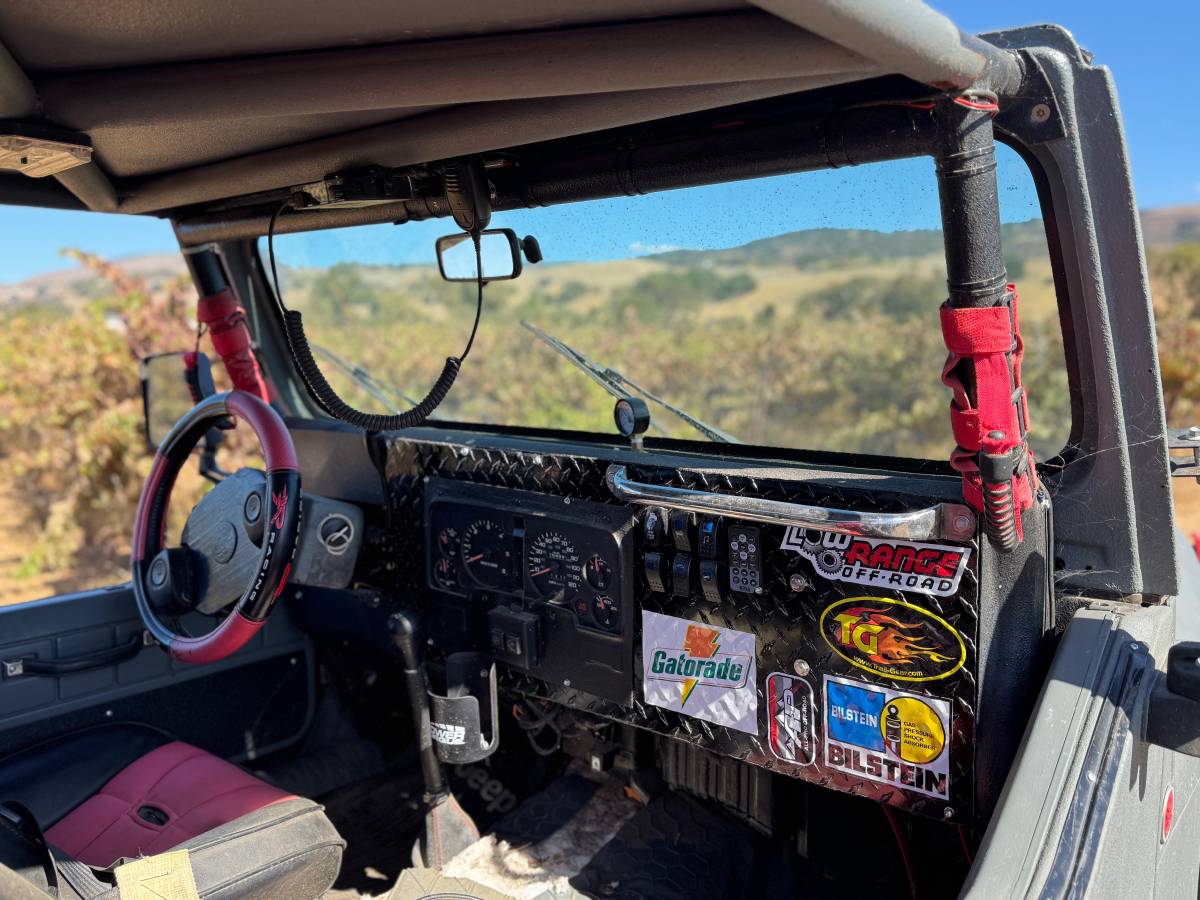Jeep-cj-5-1974-6