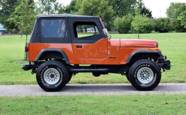 Jeep-cj-7-1976-orange-11