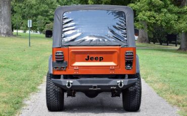 Jeep-cj-7-1976-orange-13