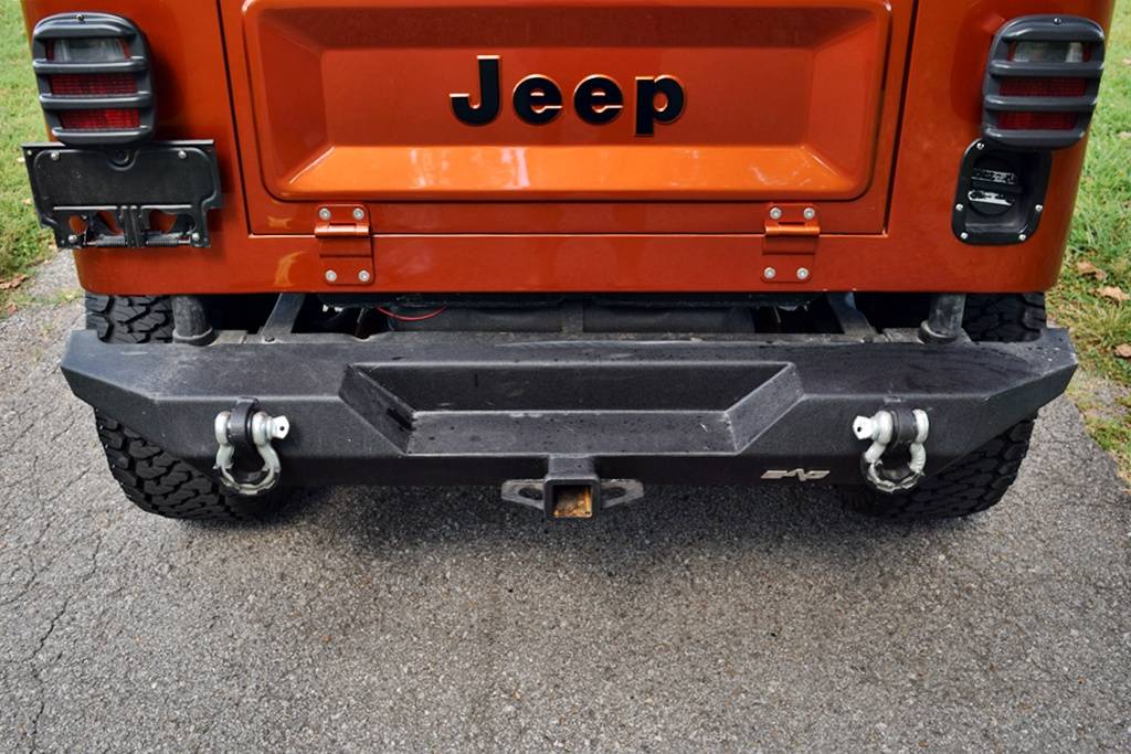 Jeep-cj-7-1976-orange-23