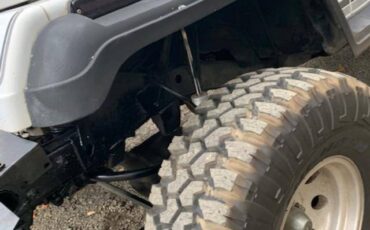 Jeep-cj-7-1990-white-3