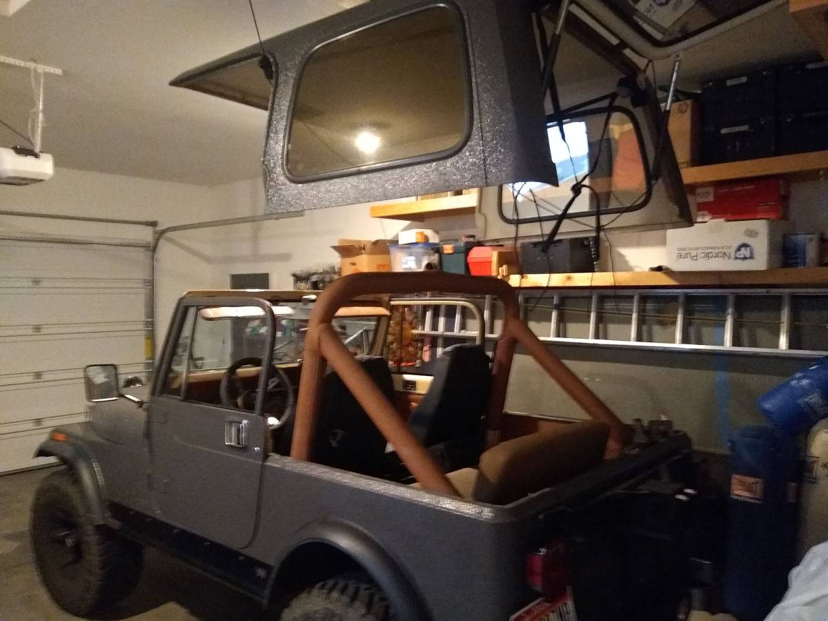 Jeep-cj-7-open-body-with-amc401-1981-grey-7