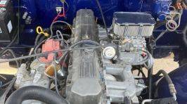 Jeep-cj-7-open-body-with-extra-duty-suspension-1983-blue-5