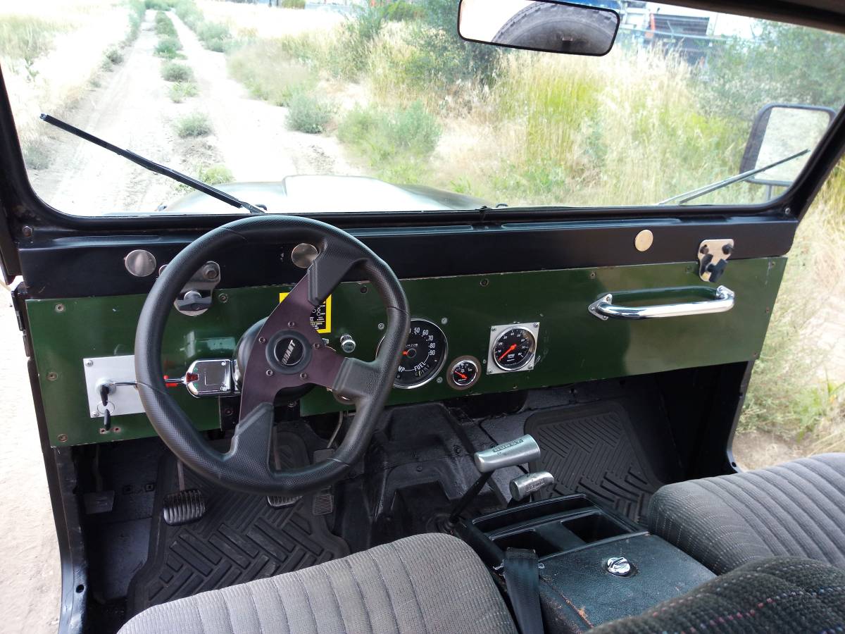 Jeep-cj5-1974-black-17