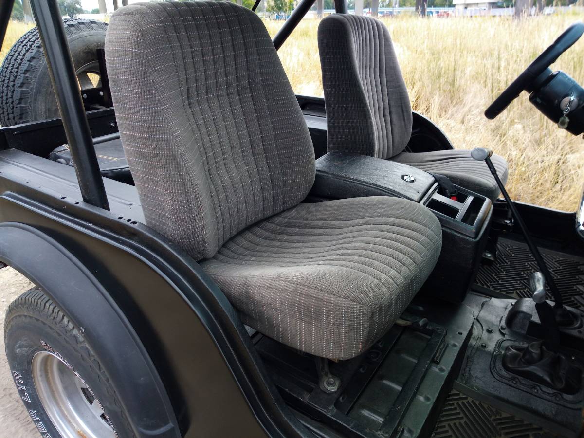 Jeep-cj5-1974-black-21