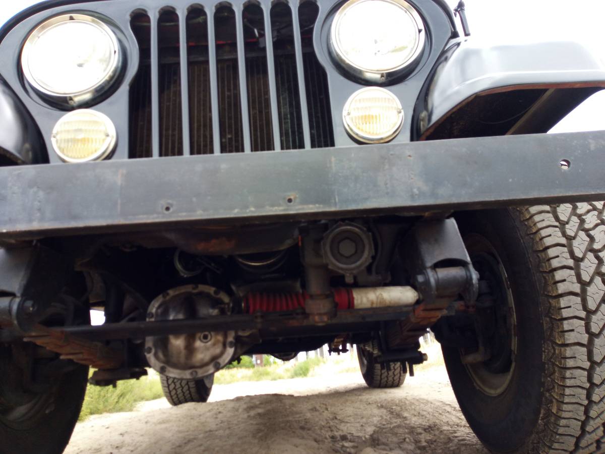 Jeep-cj5-1974-black-3