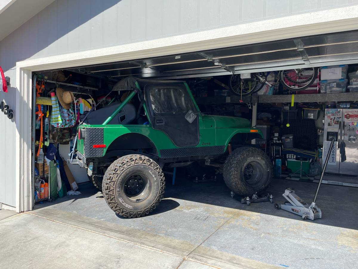 Jeep-cj5-1979-green-14