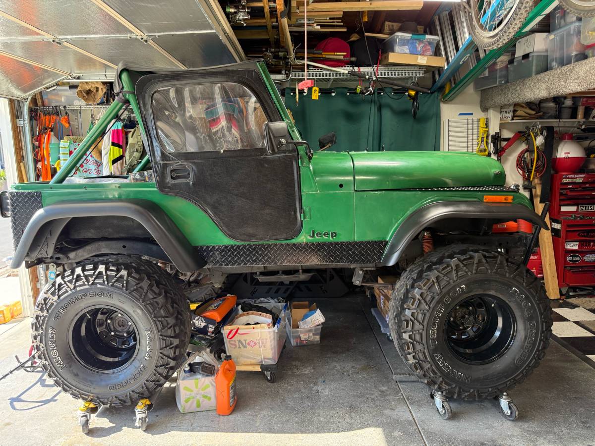 Jeep-cj5-1979-green