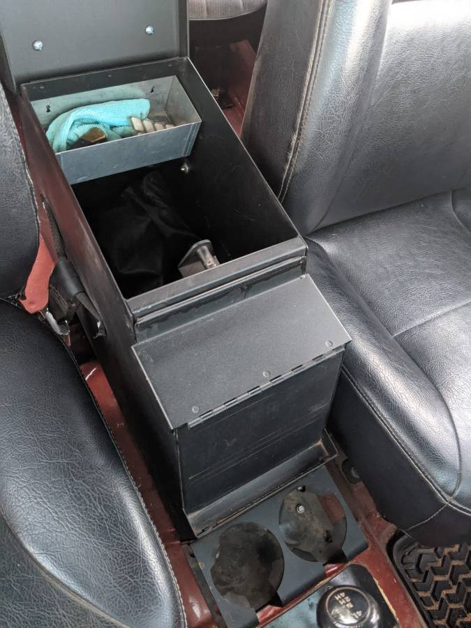 Jeep-cj5-1980-custom-14