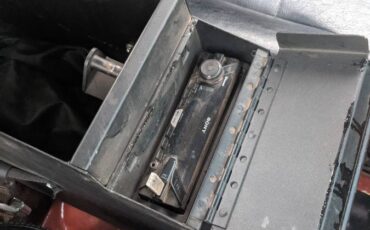 Jeep-cj5-1980-custom-17