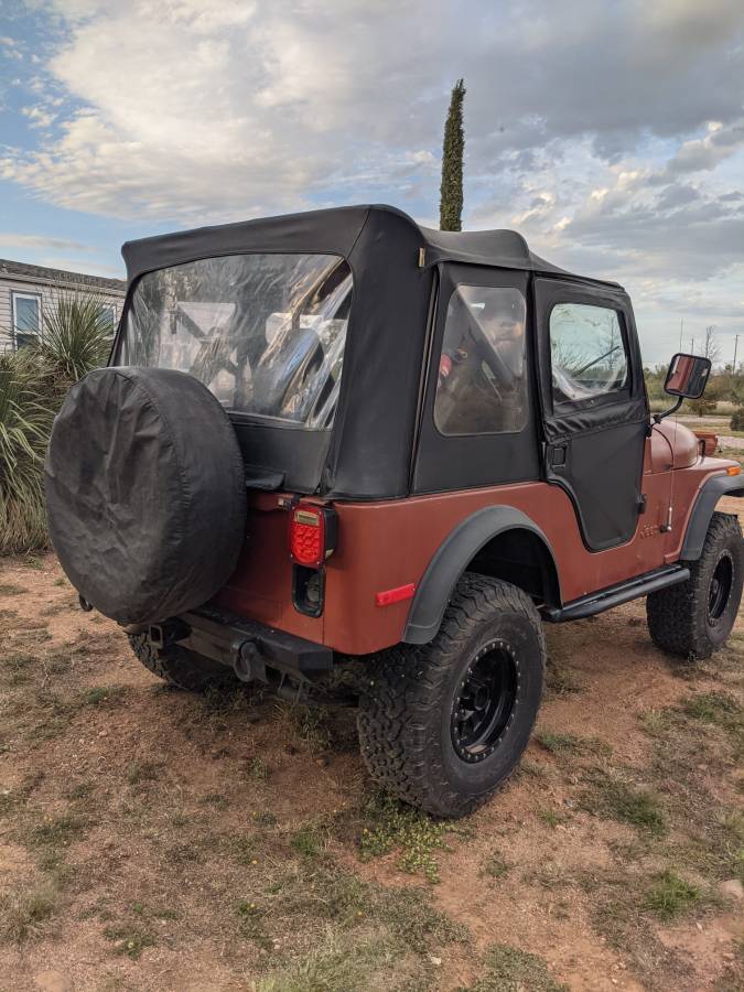 Jeep-cj5-1980-custom-22